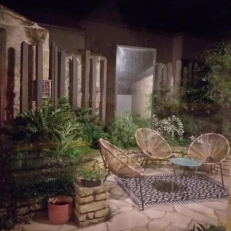 B&B Cote Loire Les Rosiers Extérieur photo